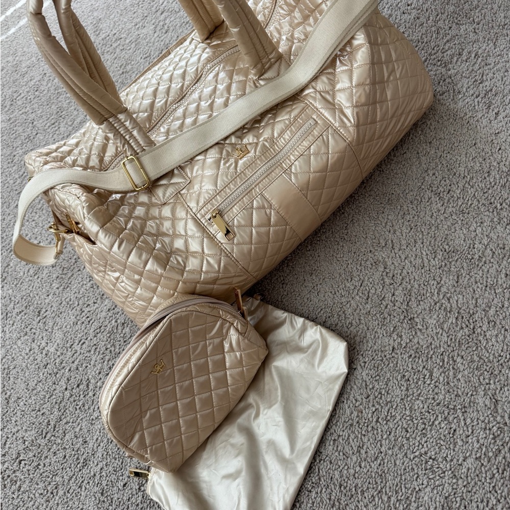 Oliver Thomas Duffel Bag Set